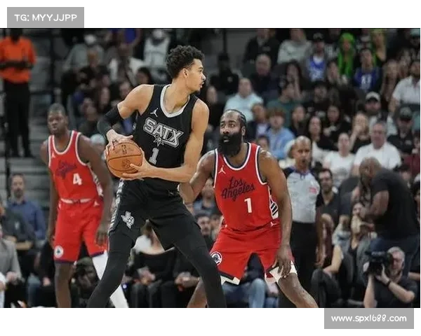 NBA今日战报 亚历山大42+6+6+5三分创8记录!詹姆斯28+7+3创6记录 NBA今日战报 亚历山大42+6+6+5三分创8记录!詹姆斯28+7+3创6记录